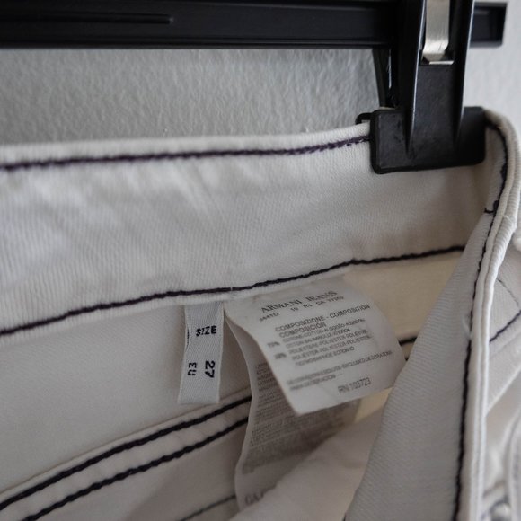 NWOT Armani Women's White Jeans - Picture 7 of 7